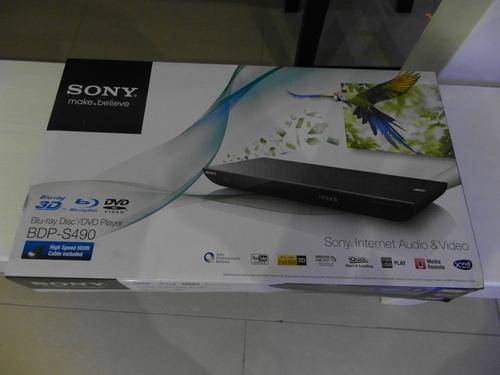 Sony 3D Blu-Ray Player BDP-S490 (New in Sealed Box)