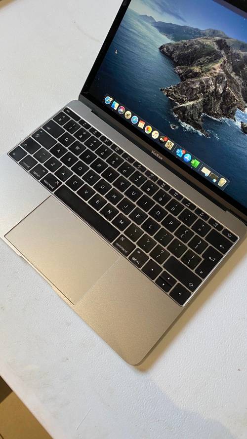 Apple MacBook 12 Retina (2016 Model)