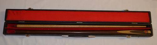 Vintage 2 Piece Pool Cue in Carry Case