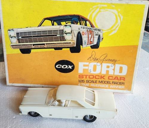 Cox Stock Car 1/25 (Dan Gurney) boxed