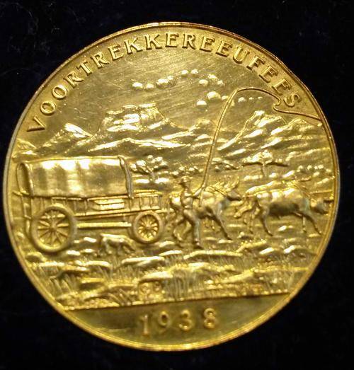 Scarce - 1938 GOLD Groot Trek Medallion