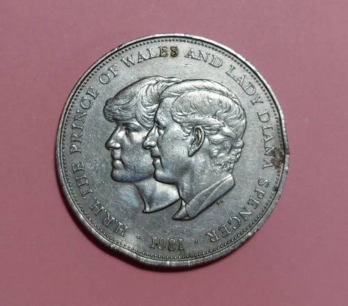 1981 Royal Wedding Charles Diana 25p Commemorative Crown Coin
