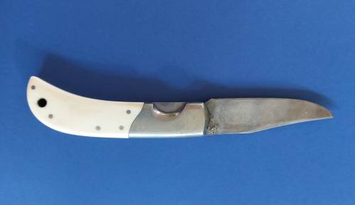 Vintage Pocket Knife ('Ivory-like'-handle)
