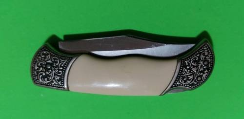 "Ivory-like" Handle Pocket Knife