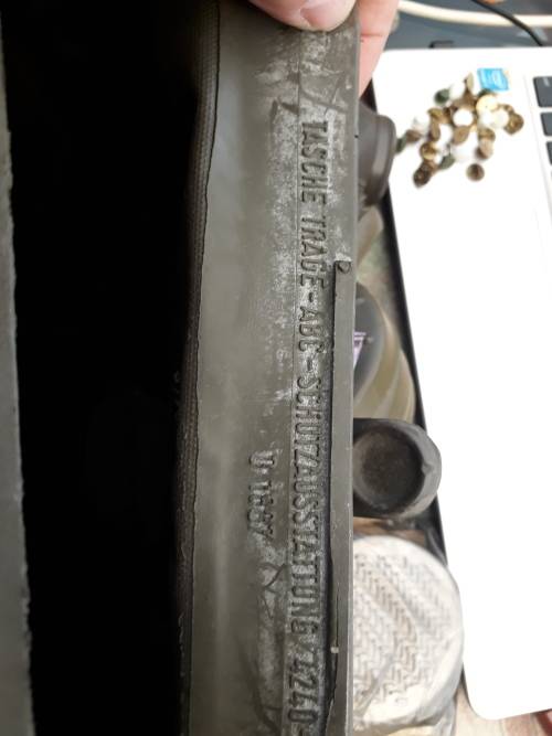 Special Forces German Army Gas Mask /Burn Kit Complete This Is A Must Have