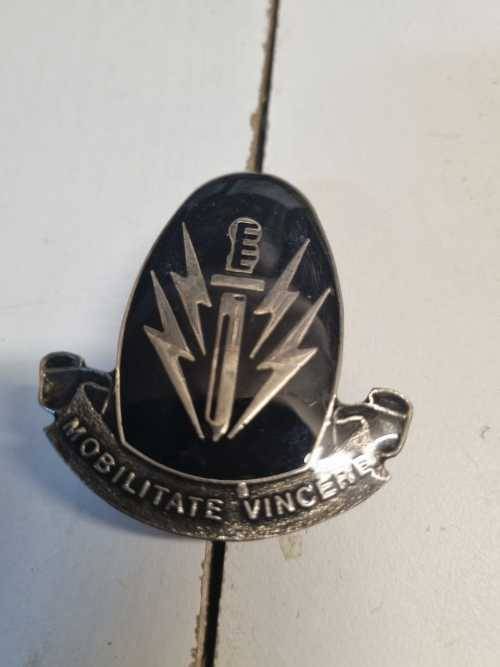 61 Mech beret badge