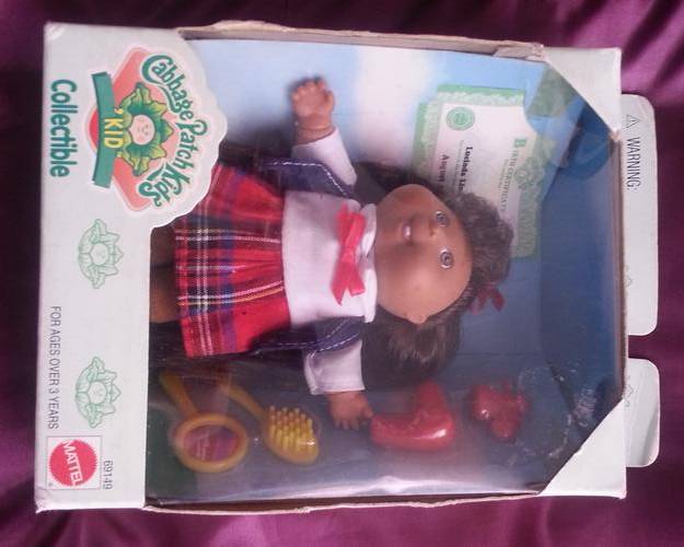 MINT IN BOX! Cabbage Patch Kids 'Collectible' "Lucinda Lina"