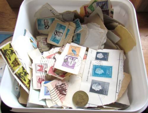 5L ICE CREAM TUB FULL of WORLD Unchecked/Unsorted On & Off Paper