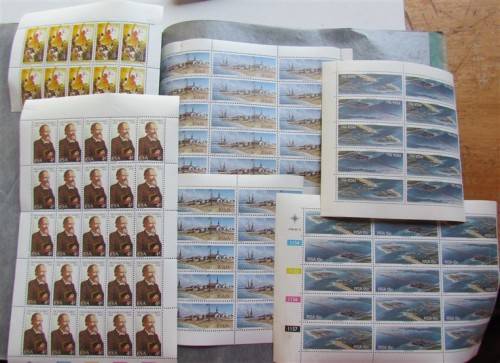 FULL SHEETS UMM + 5 X BLOCKS - 1 BID FOR ALL