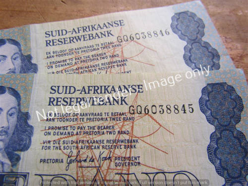 2 x DE KOCK CONSECUTIVE R2 NOTES (GQ) UNC **BID PER NOTE**