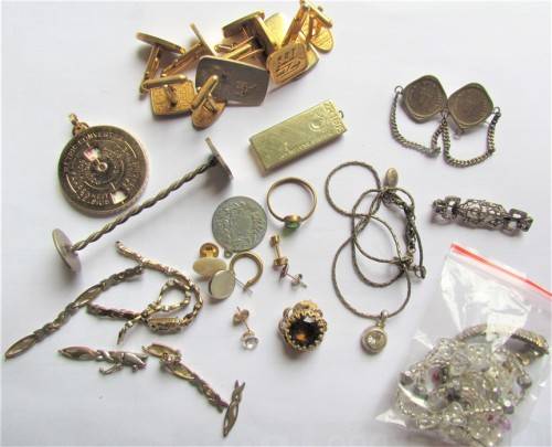 @CRAZY R1 START@ COLLECTION LOT ** COIN JEWELLERY +++ SEE PICS