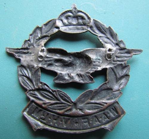 SA Women`s WWII Airforce (W.A.A.F) Cap Badge - No Lugs