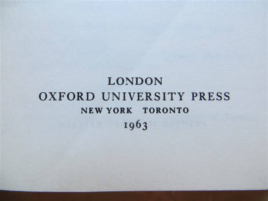 Scottish Short Stories - small Hardcover - 1963 Oxford