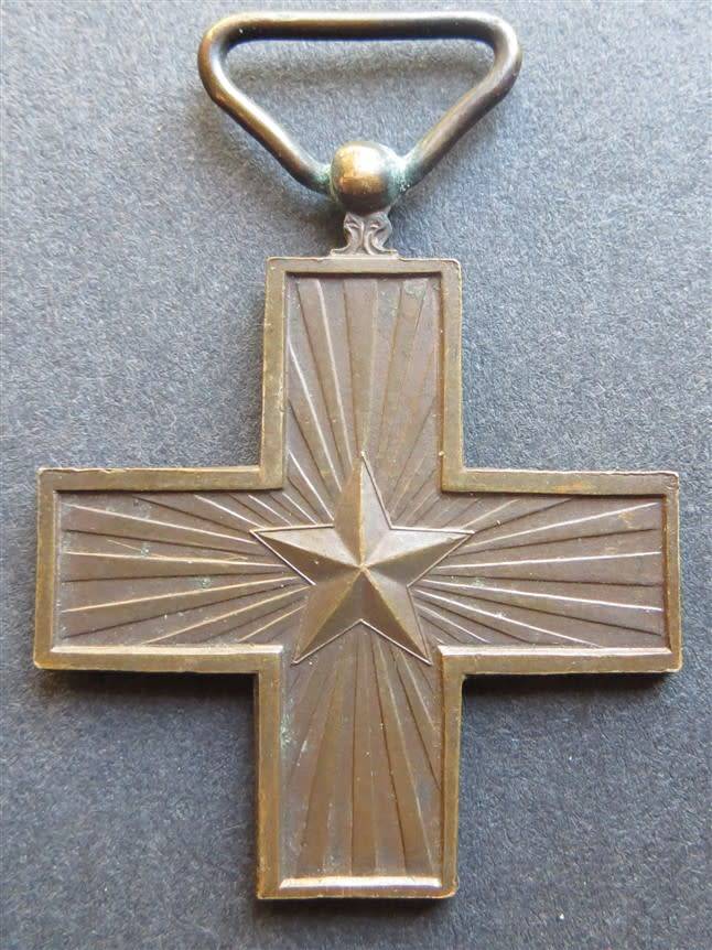 Italian War Merit Cross Fullsize Medal - No Ribbon