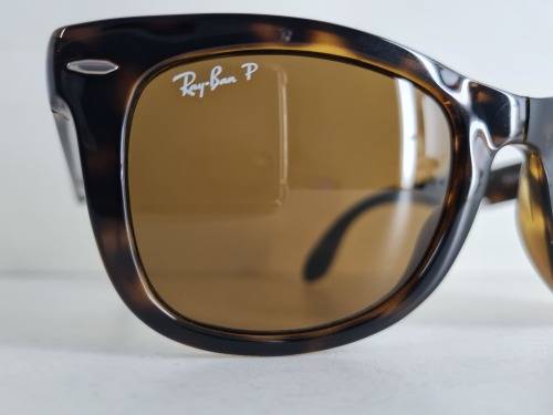Ray-Ban Wayfarer Folding Sunglasses RB4105