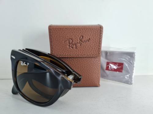 Ray-Ban Wayfarer Folding Sunglasses RB4105