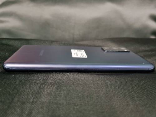 Samsung Galaxy S20 FE (No Charger)