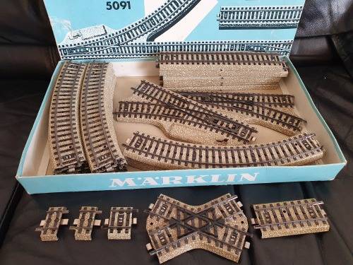 Marklin box of mixed track 5091