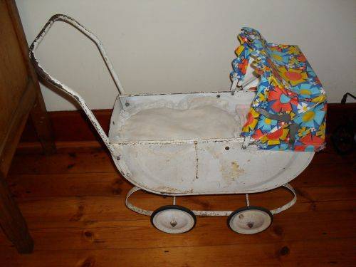 Antique Pram.