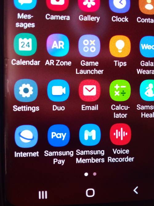 Samsung S9 Black 64GB (Small crack on bottem left of screen - doesn`t affect working)