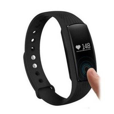 Fitness Tracker with Heart Rate Monitor
