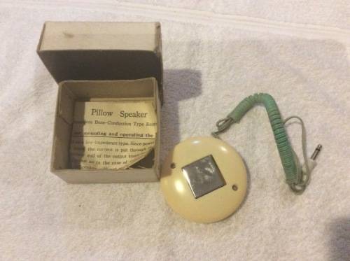 Antique Pillow speaker