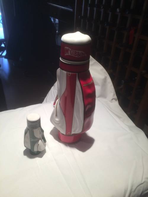 Golf bag shape whisky bottle and miniature