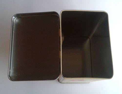 Jungle taystee wheat tin