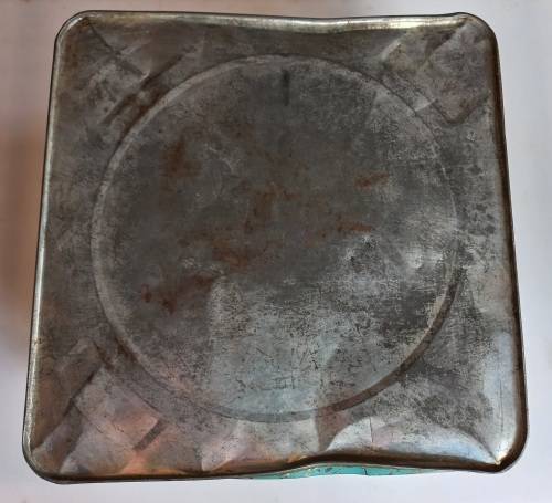 Vintage Cosmo Boilings tin