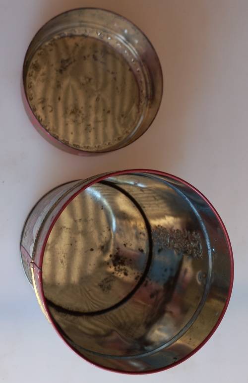 Vintage E Otto Schmidt tin