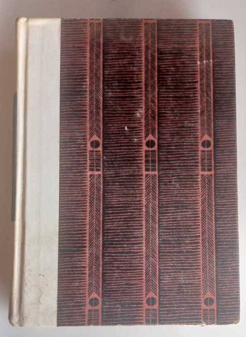 Reader`s digest condensed book: A river ran out of eden, Seven days in May, Queen Mary