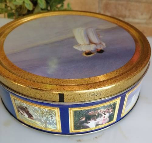 The kroyer collection tin