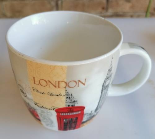 The Leonardo Collection London mug