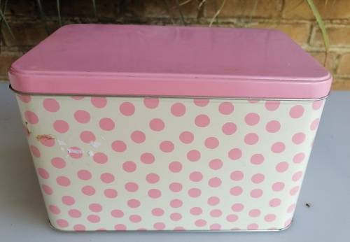 Pink Woolworths tin