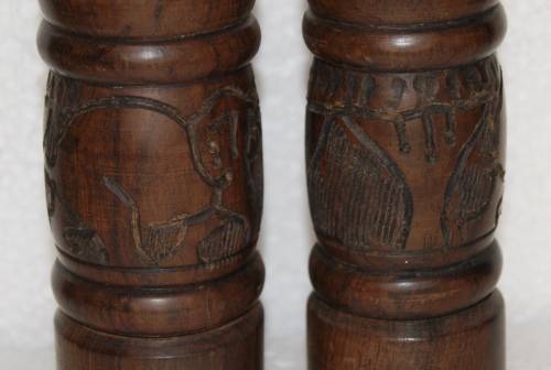 Vintage Hand Carved Treen Salt and Pepper @@@ CCCRRRAAAZZZYYY R1 START!!!