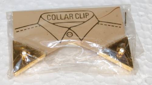 Gold Plated Collar Clips in Original Packaging @@@ CCCRRRAAAZZZYYY R1 START!
