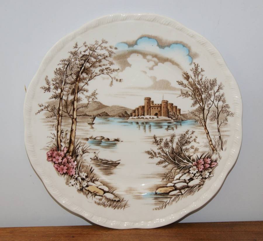Alfred Meakin `Queens Castle` Mains Plate (5 Available)