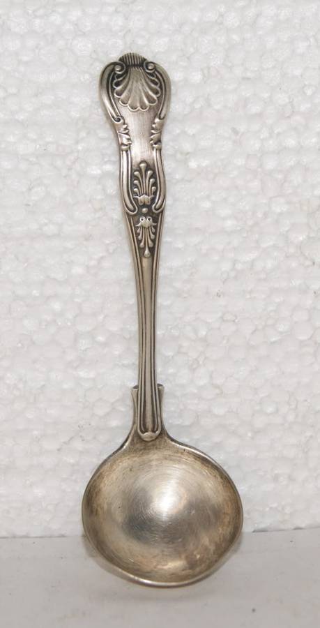 Hallmarked Silver Kings Pattern Sauce Spoon London 1975  (38.1g)@@@ CCCRRRAAAZZZYYY R1 START