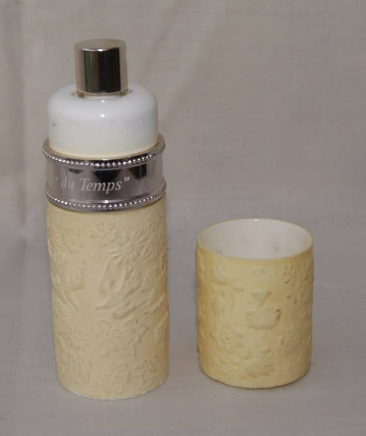 Nina Ricci `L`Air du Temps` Spray Bottle