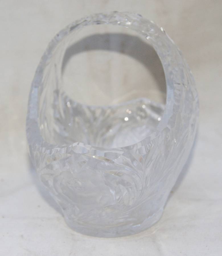 Hand Cut Rose Pattern Crystal Flower Bowl with Handle