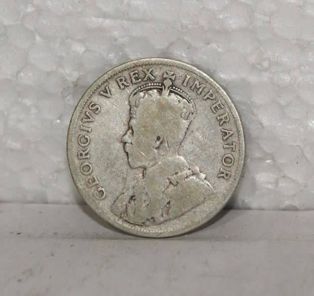 1927 Silver Florin (2 Shilling) (11g) @@@ R1 START