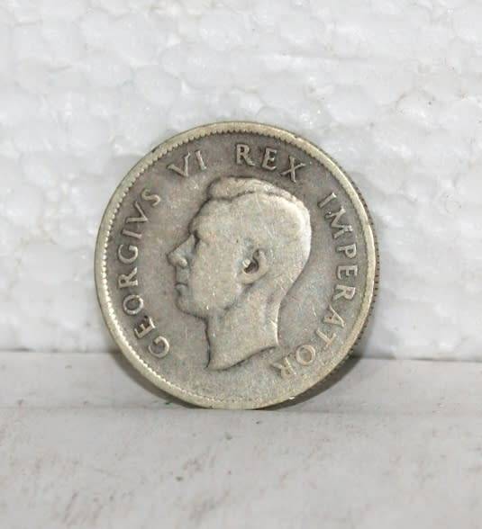 1941 Silver Florin (2 Shilling) (11g) @@@ R1 START