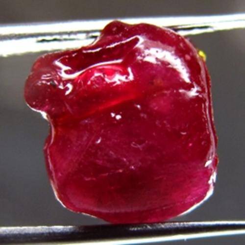 7.45CT NATURAL TOP BLOOD RED RUBY ROUGH