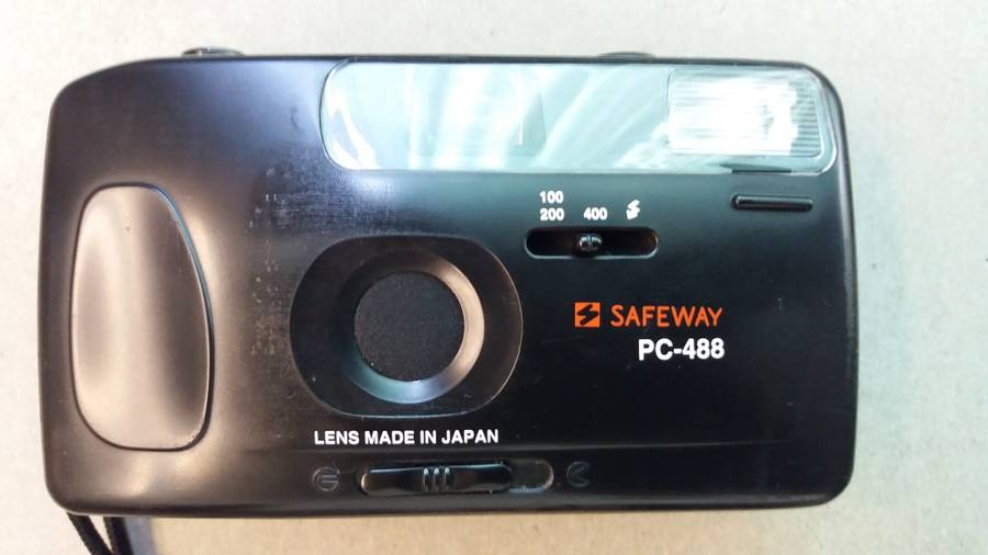 Safeway Vintage PC-488 35mm Point and Shoot Camera **Good Condition**