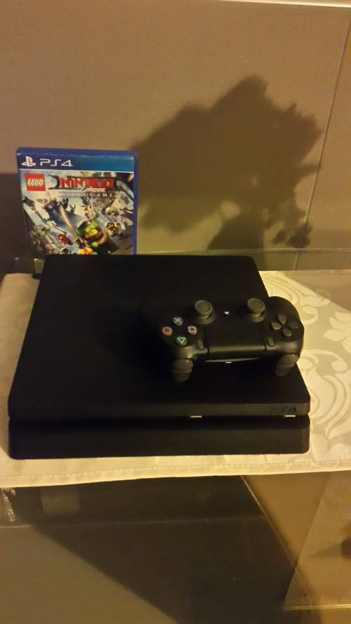 Play Station 4 Plus, Slim Version. 1TB and Single DualShock
