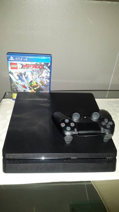 Play Station 4 Plus, Slim Version. 1TB and Single DualShock