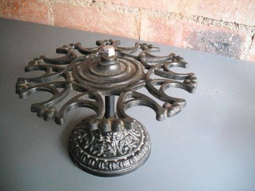 RETRO VINTAGE 1970'S BEAUTIFUL CAST IRON  PIPESTAND IN PERFECT CONDITION