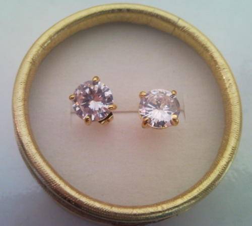 BEAUTIFULL DESIGNER EARRINGS IN 18CT CLAD IN GOLD