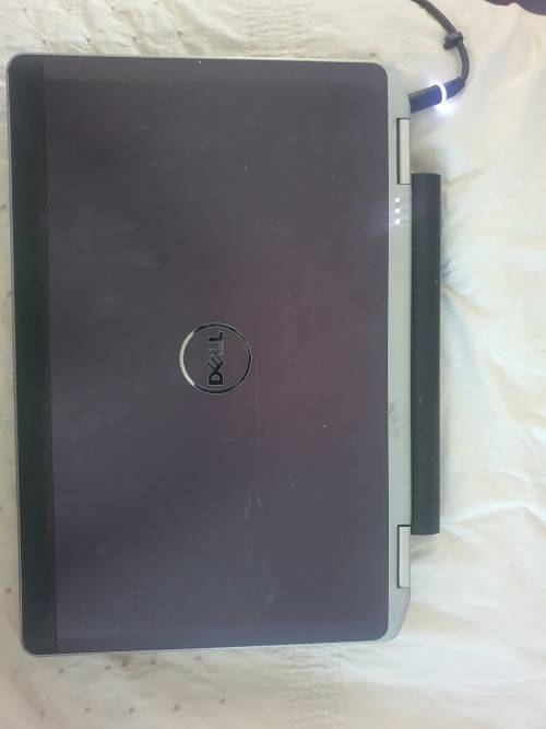 DELL Latitude E6330 Intel Core i7 3rd Gen 3520M (2.90GHz) 8GB Memory 500GB HDD