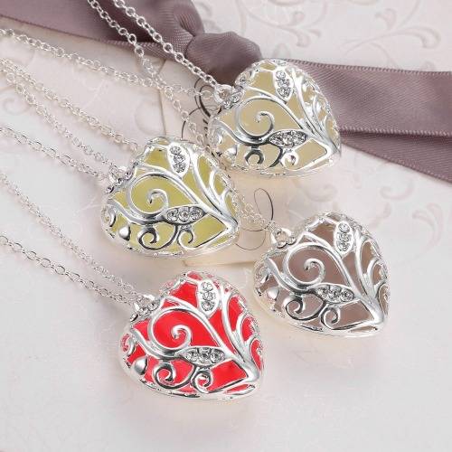 Glow-In-The-Dark Heart Pendant on Chain (Purple)
